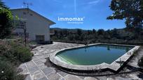 Swimming pool of House or chalet for sale in Vallirana