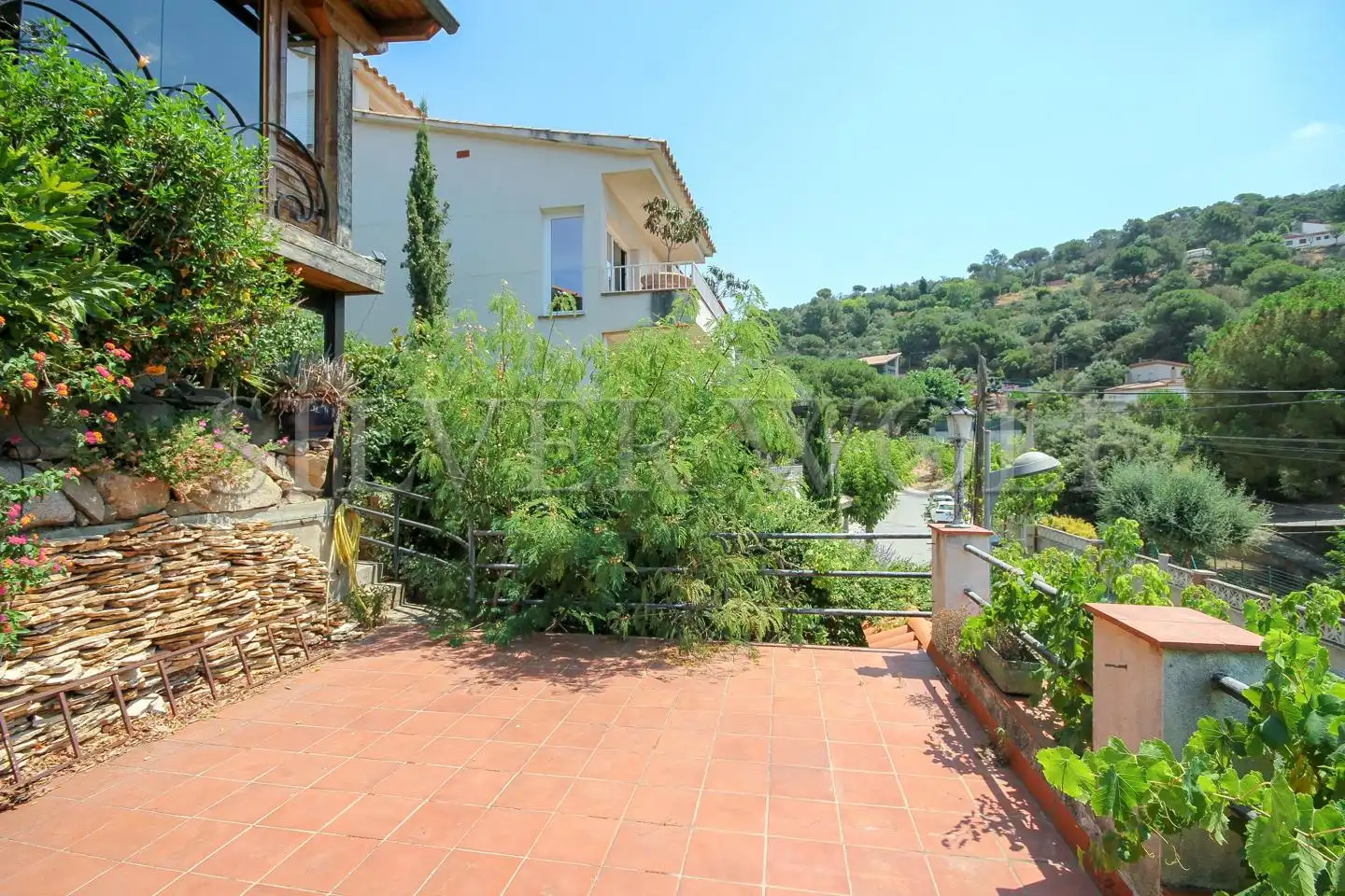 Casa amb piscina en venda a Carrer Segrià, imagen 5