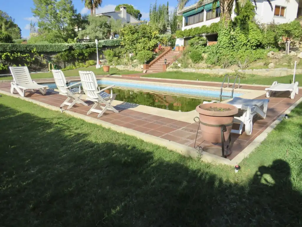 Swimming pool of Houses for sale in Algete