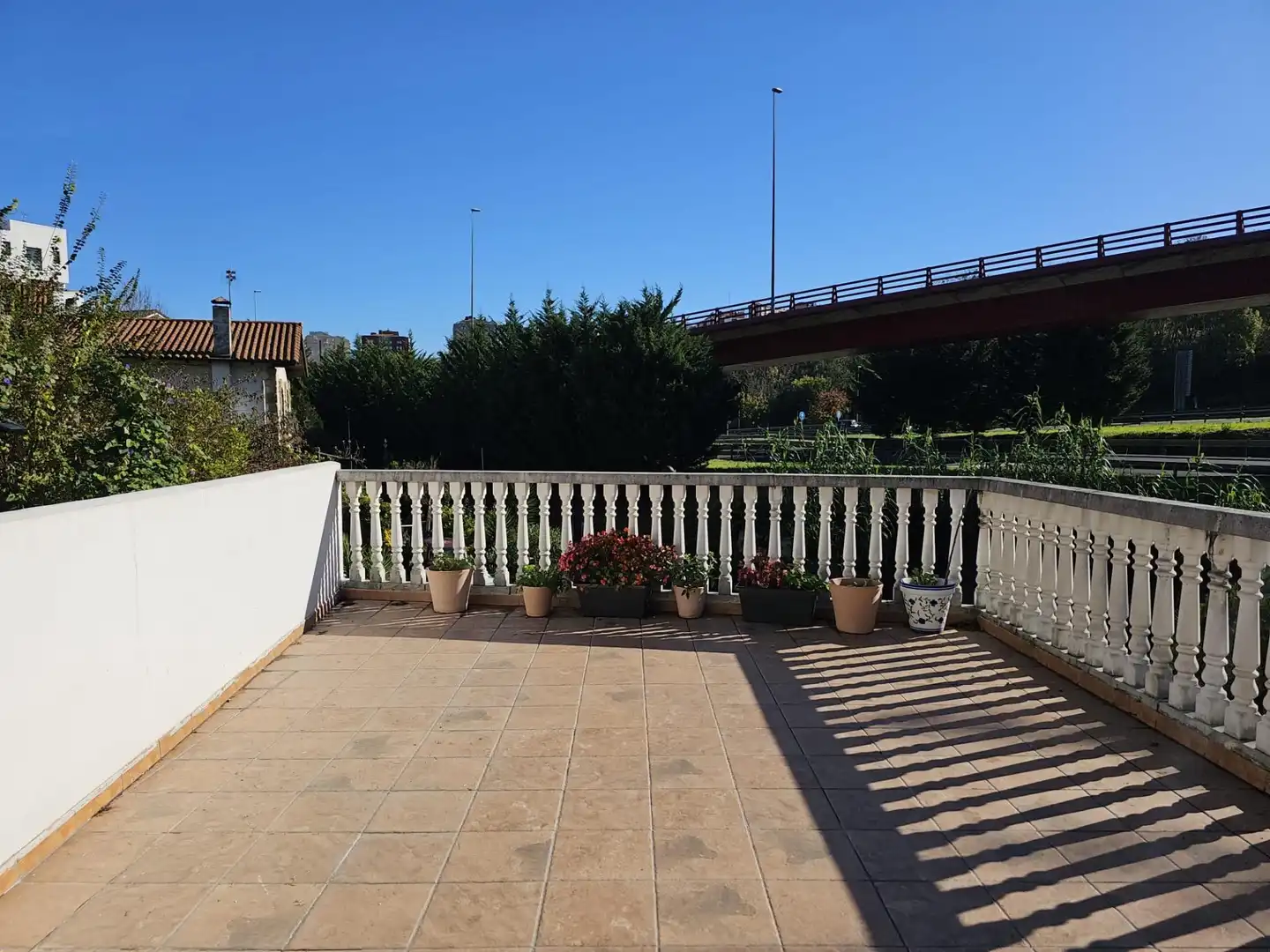 Terrassa de Casa adosada en venda en Donostia - San Sebastián  amb Aire condicionat, Calefacció i Terrassa