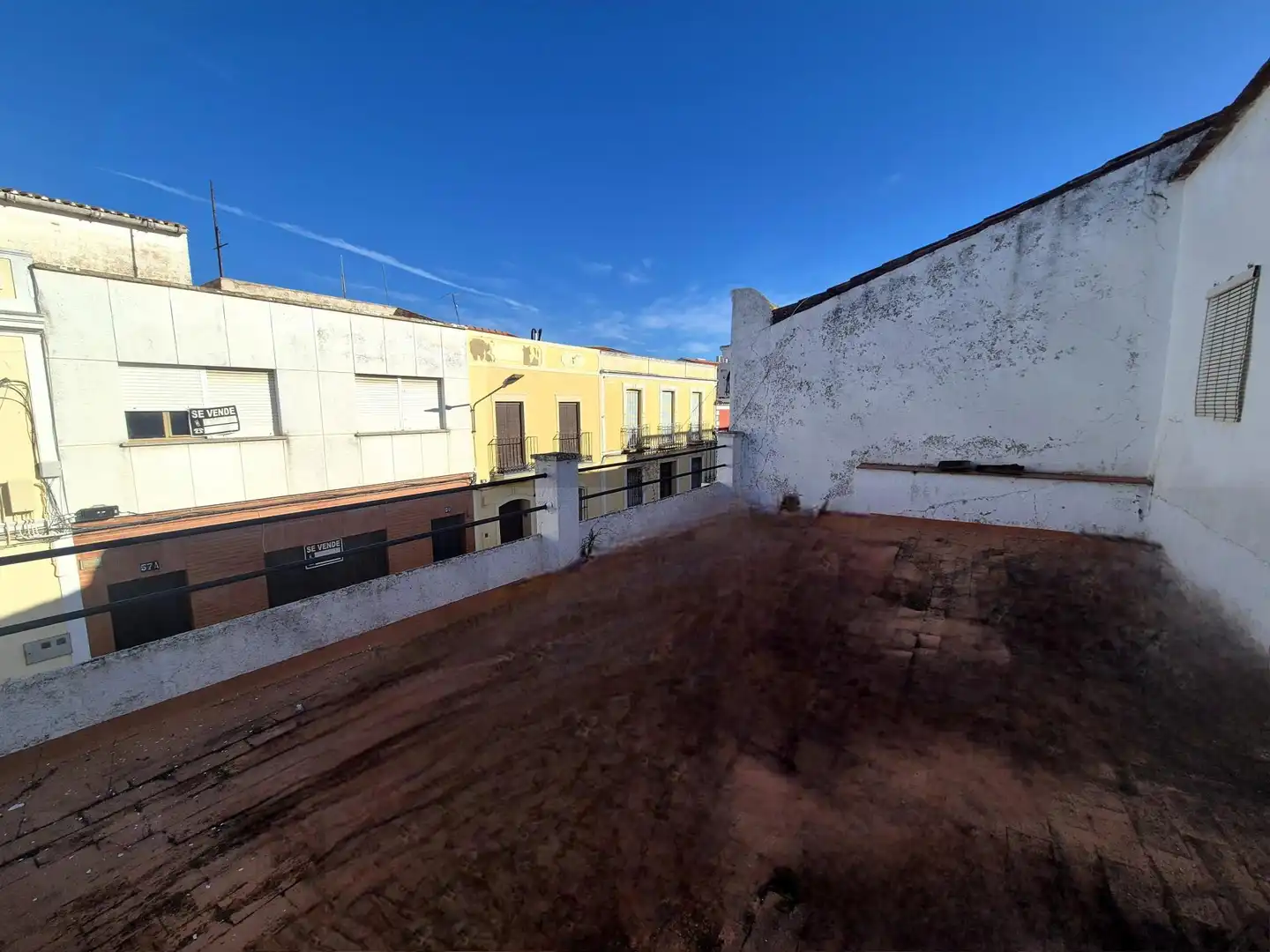 Casa adosada en venda a Montijo