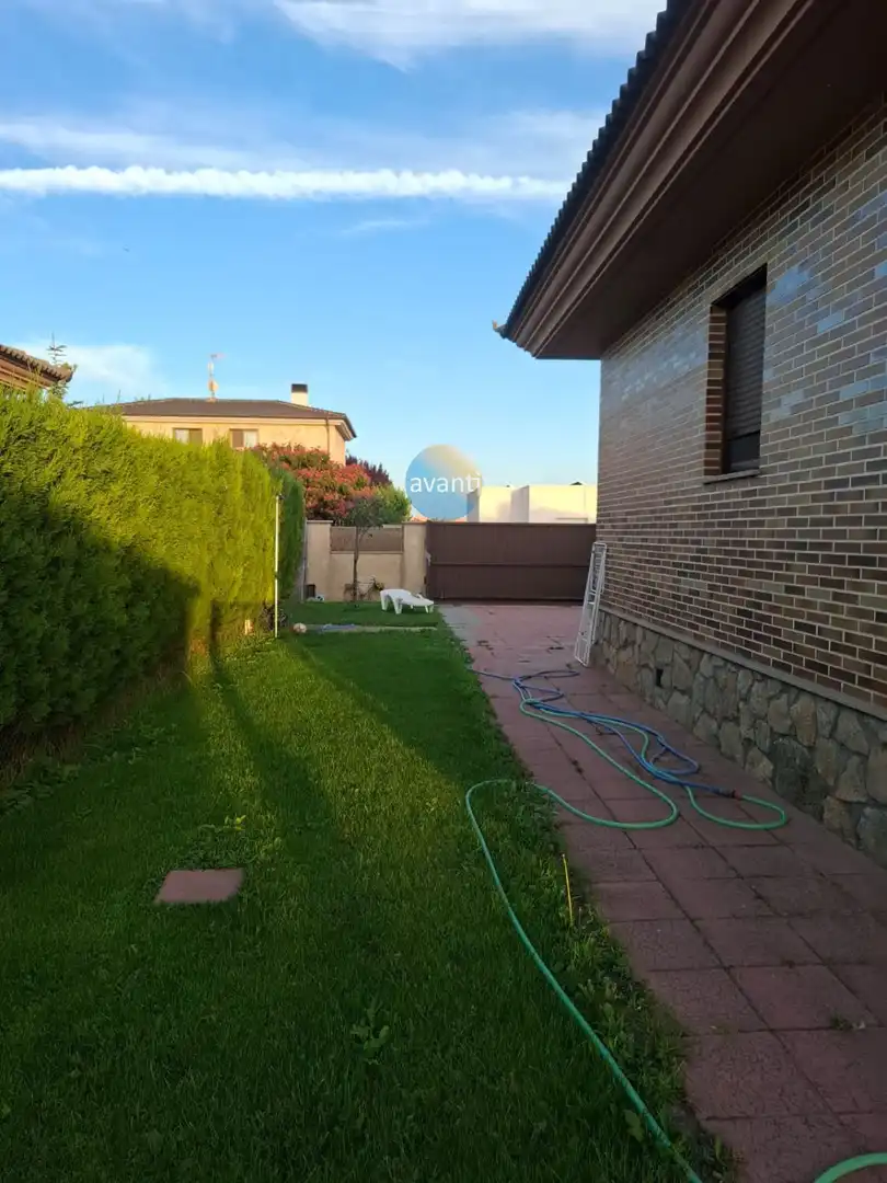Jardín de Casa o chalet en venta en San Cristóbal de la Cuesta con Calefacción, Terraza y Piscina