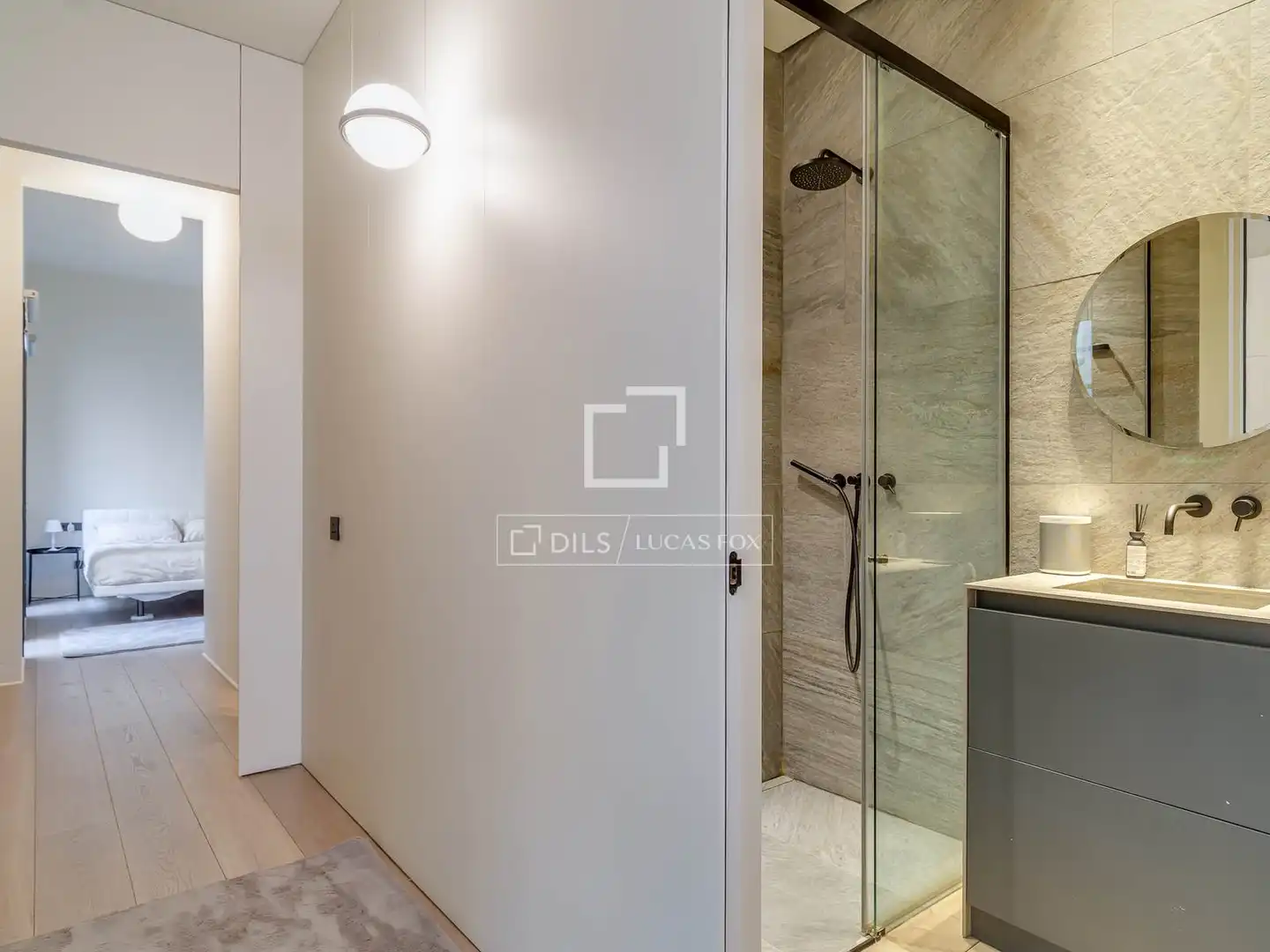 Bathroom of Flat for sale in Barcelona  with Air Conditioner, Heating and Furnished