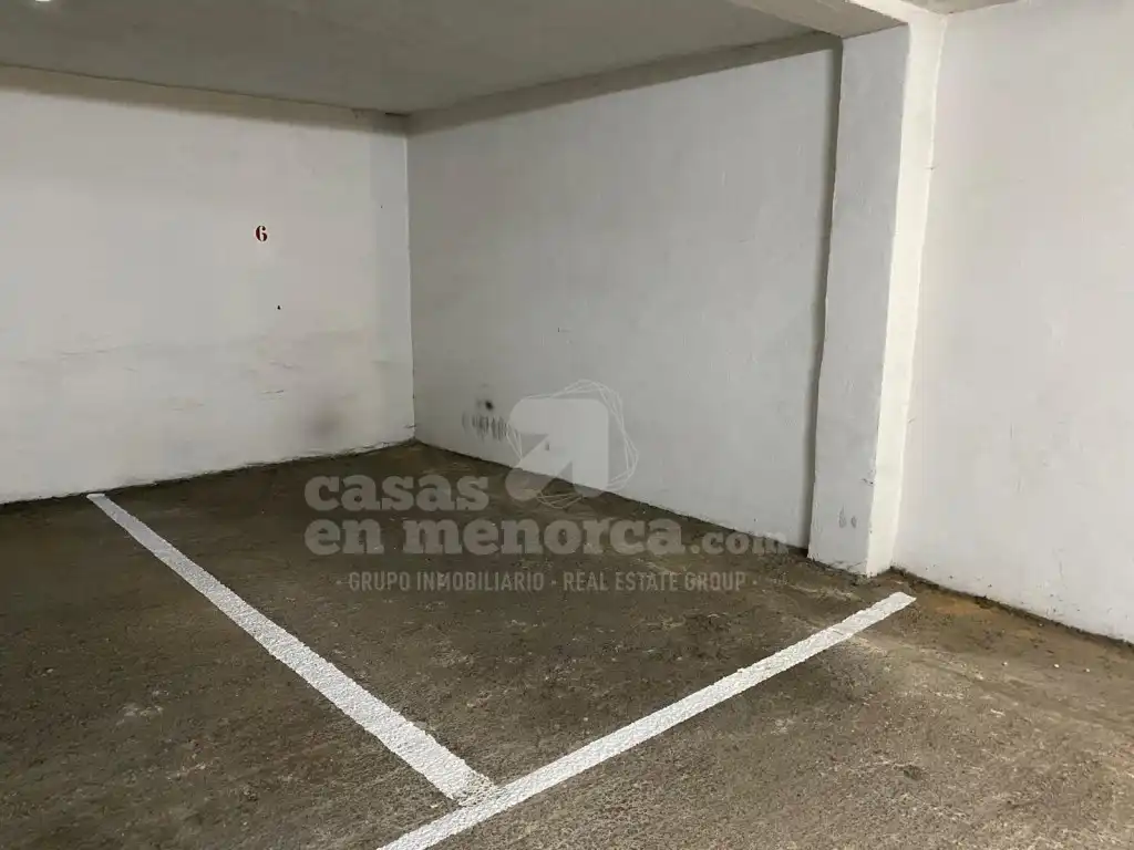 Einzelparkplatz zum Verkauf in Es Castell poble