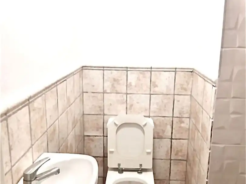 Baño de Local en venta en Estepona con Aire acondicionado, Calefacción y Terraza