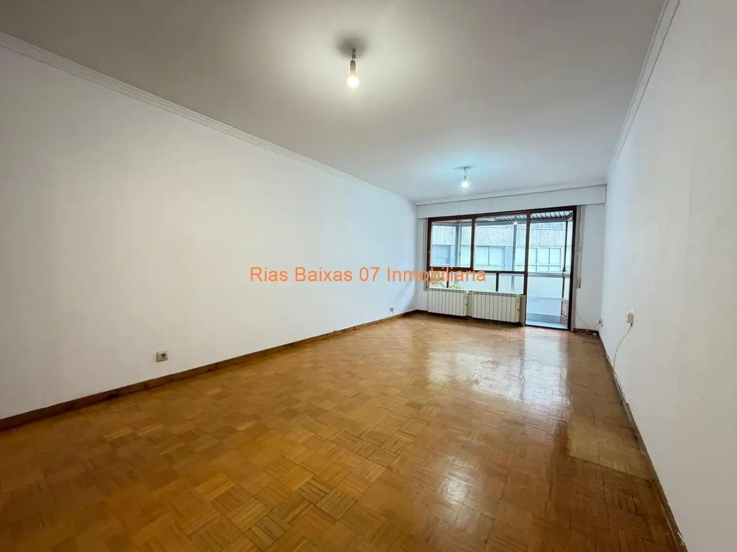 Piso en venta en Travesía de Vigo - San Xoán