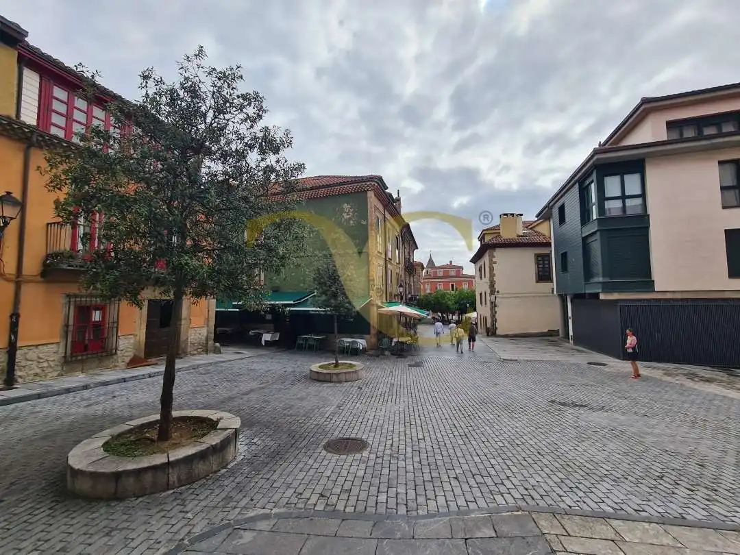 Vista exterior de Edificio en venta en Gijón 