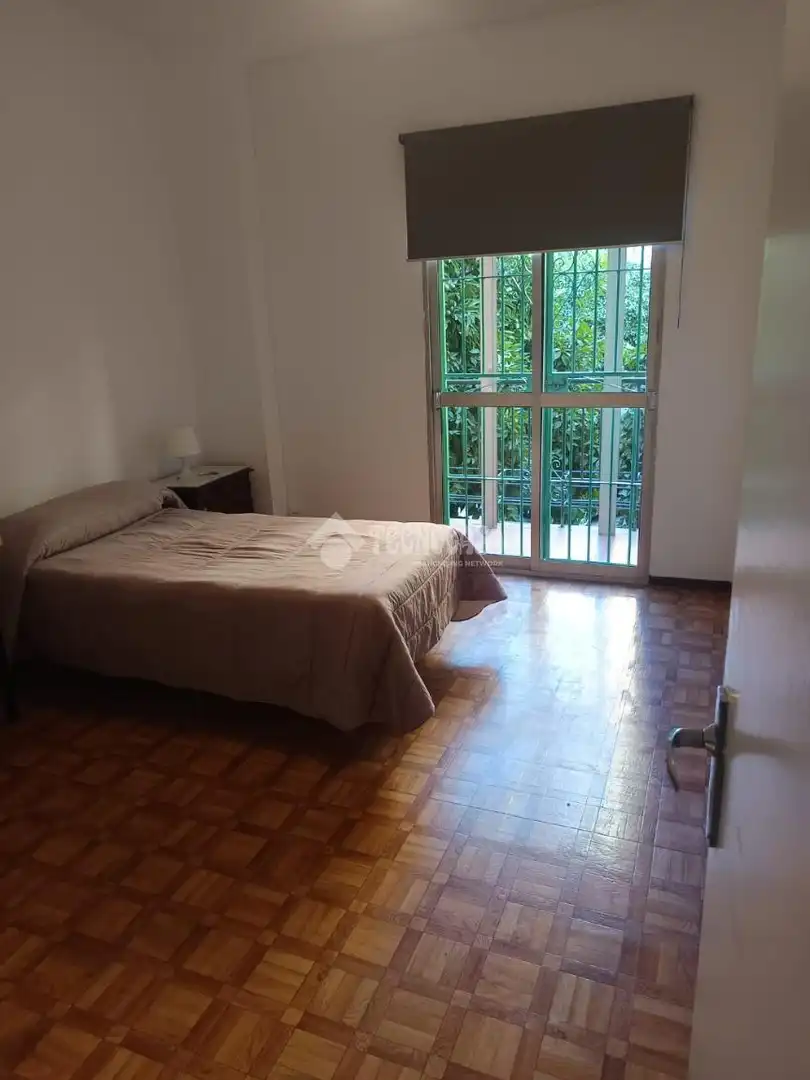 Flat with terrace to rent in Sur, imagen 3