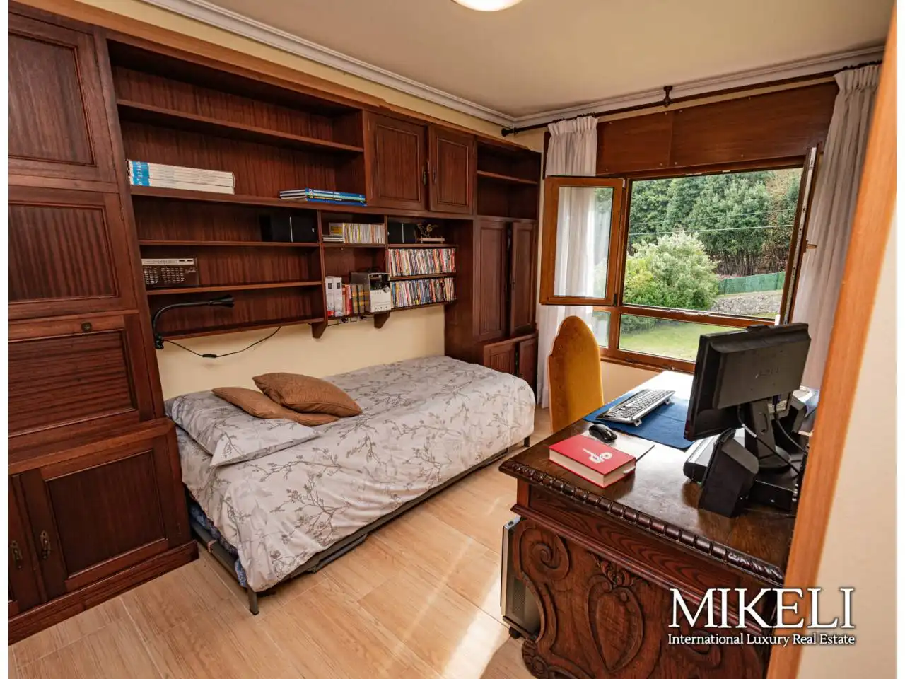 Bedroom of Houses for sale in Llanes  with Heating, Private garden and Terrace