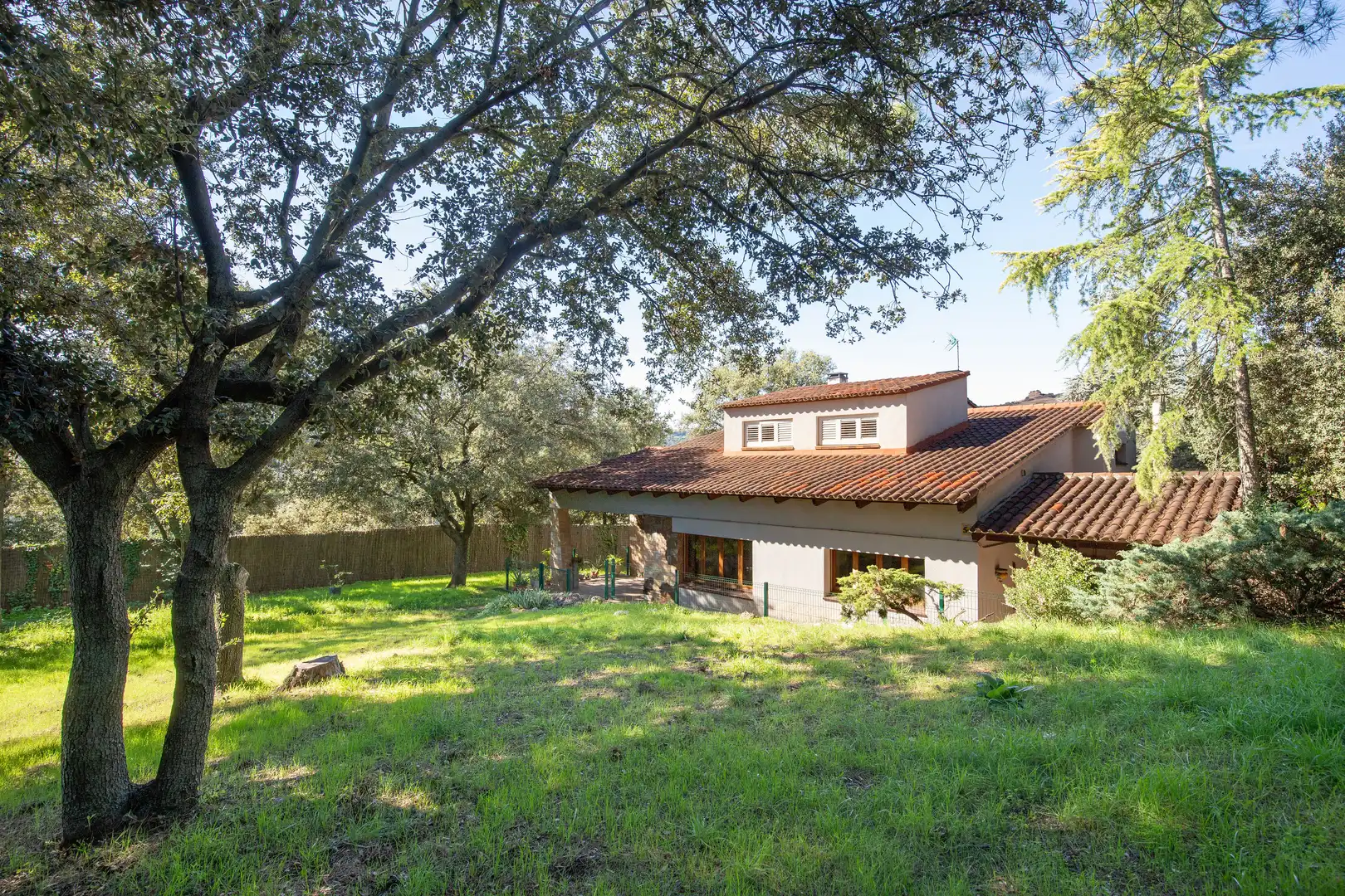 Vista exterior de Casa o xalet en venda en Matadepera amb Calefacció, Jardí privat i Traster