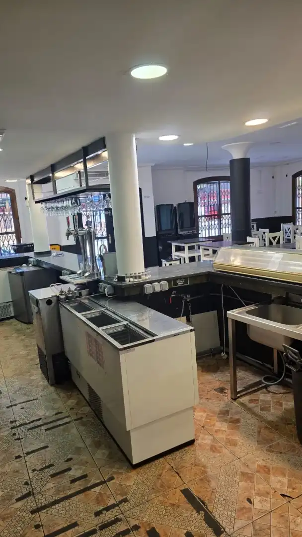 Local en venta en Madridejos con Aire acondicionado