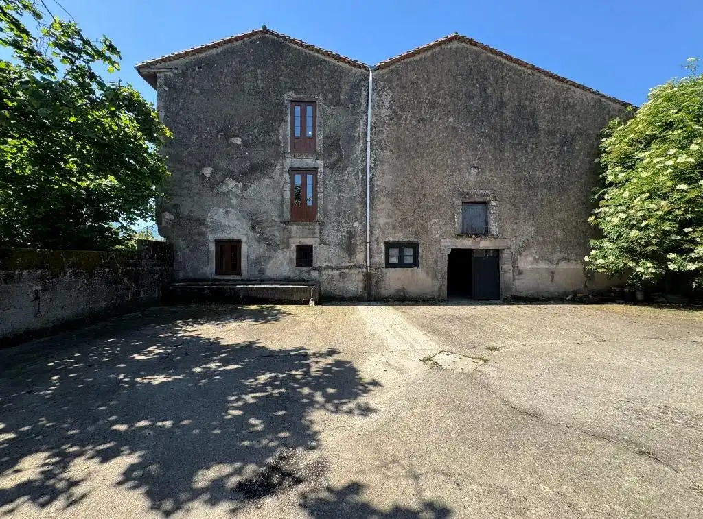 Vista exterior de Casa o chalet en venta en Molledo