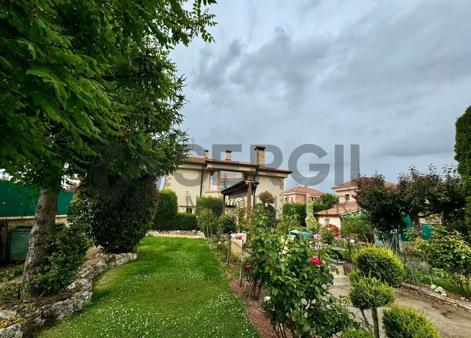Jardín de Casa o chalet en venta en Prádena con Calefacción y Jardín privado