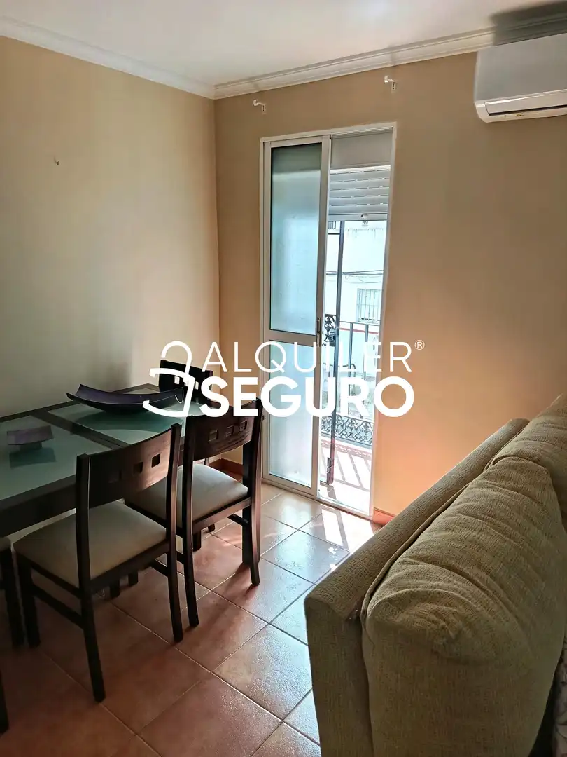 Terrasse von Wohnung zur Miete in Utrera mit Klimaanlage, Terrasse und Möbliert