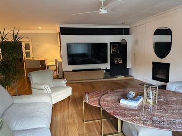 Chalet con piscina en venta en Paseo Sauces