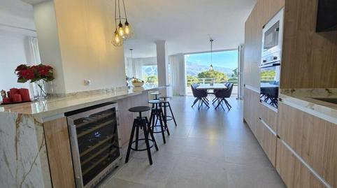 Foto 5 de Dúplex en venda a Los Naranjos, Marbella