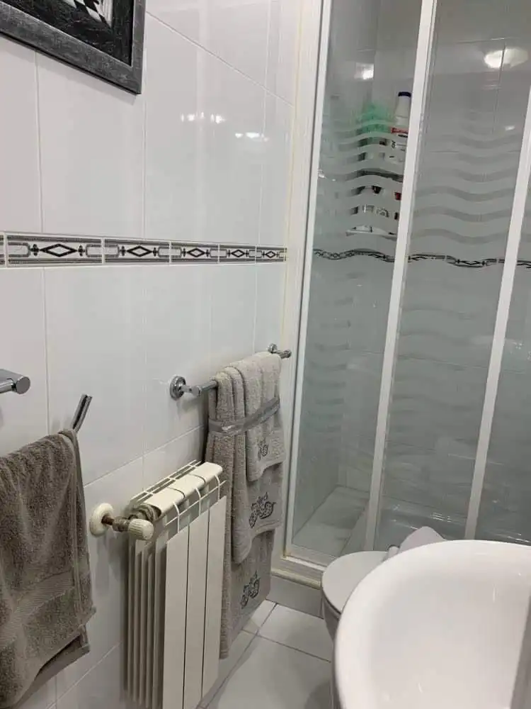 Bany de Casa o xalet en venda en Muros amb Aire condicionat, Calefacció i Jardí privat