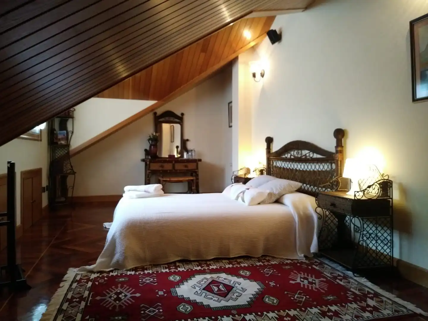 Habitación de Casa o chalet de alquiler en Castro-Urdiales con Calefacción, Jardín privado y Parquet