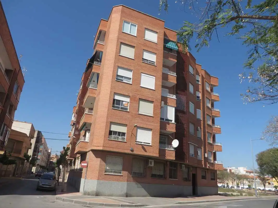Vista exterior de Pis en venda en Alcantarilla