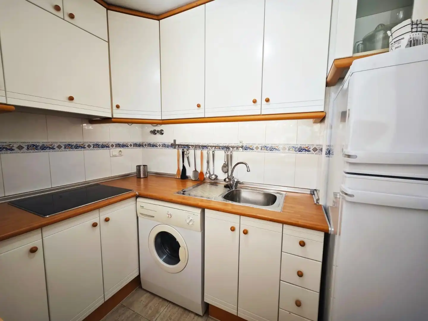 Apartments for rent in Avenida Avenida Costa Blanca, Los Arenales del Sol
