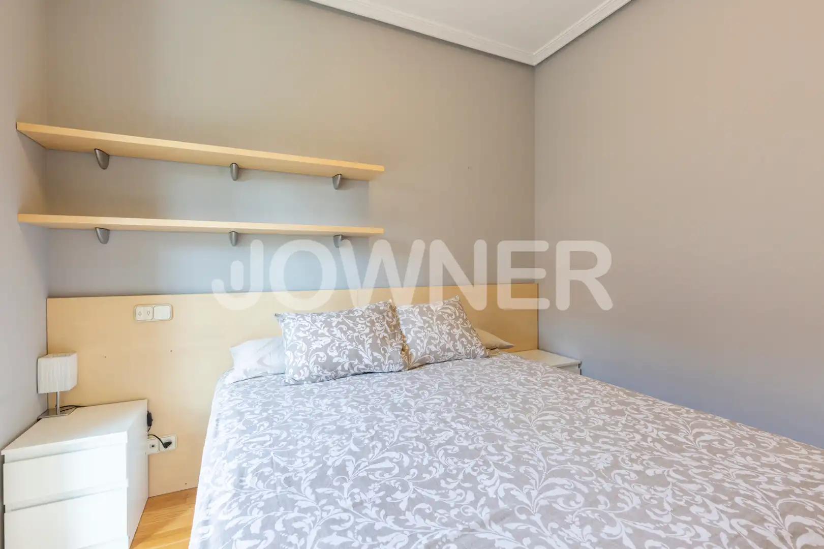 Bedroom of Flat for sale in Madrid  with Air Conditioner, Storage room and Oven