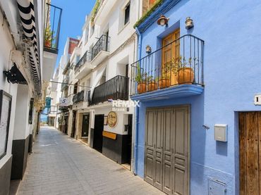 Residencial en venta en CL DELS TRAGINERS 9
