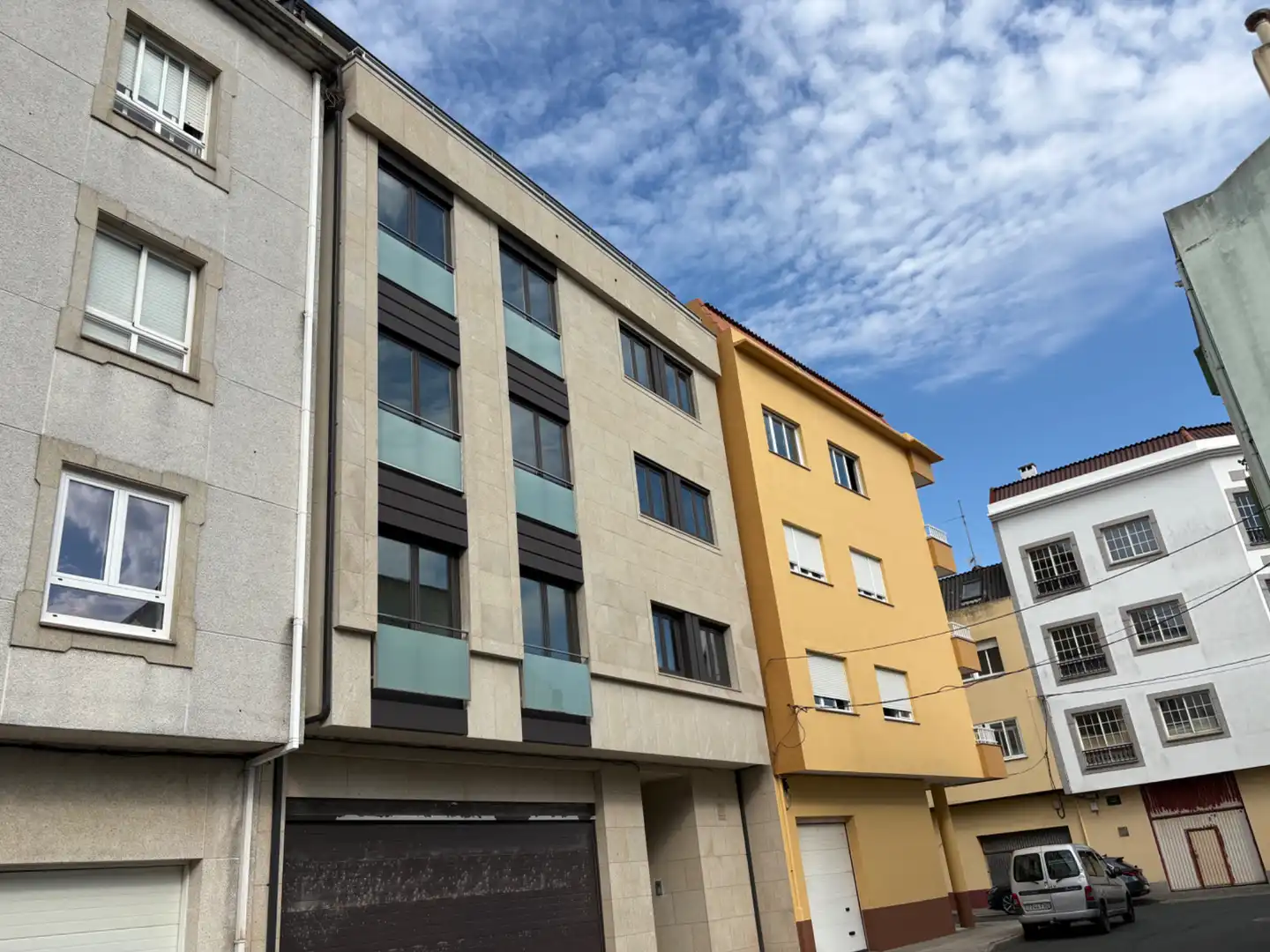 Vista exterior de Piso en venta en Cedeira con Trastero, Horno y Lavadora