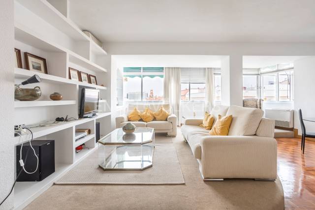 Apartamento en Venta en Universidad - Malasaña