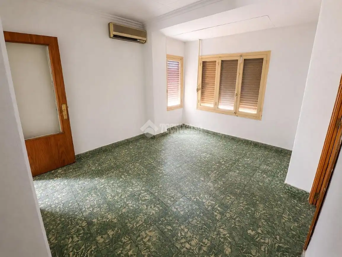 Piso en venta en Alicante / Alacant