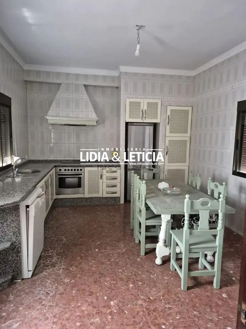 Cuina de Casa o xalet en venda en Alcalá de Guadaira