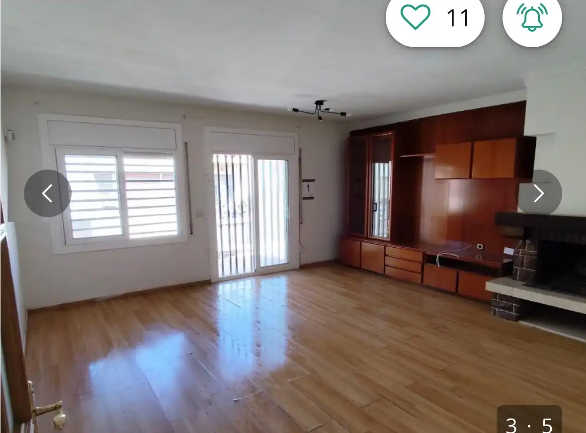 Sala de estar de Ático en venta en Pineda de Mar con Calefacción, Balcón y Alarma