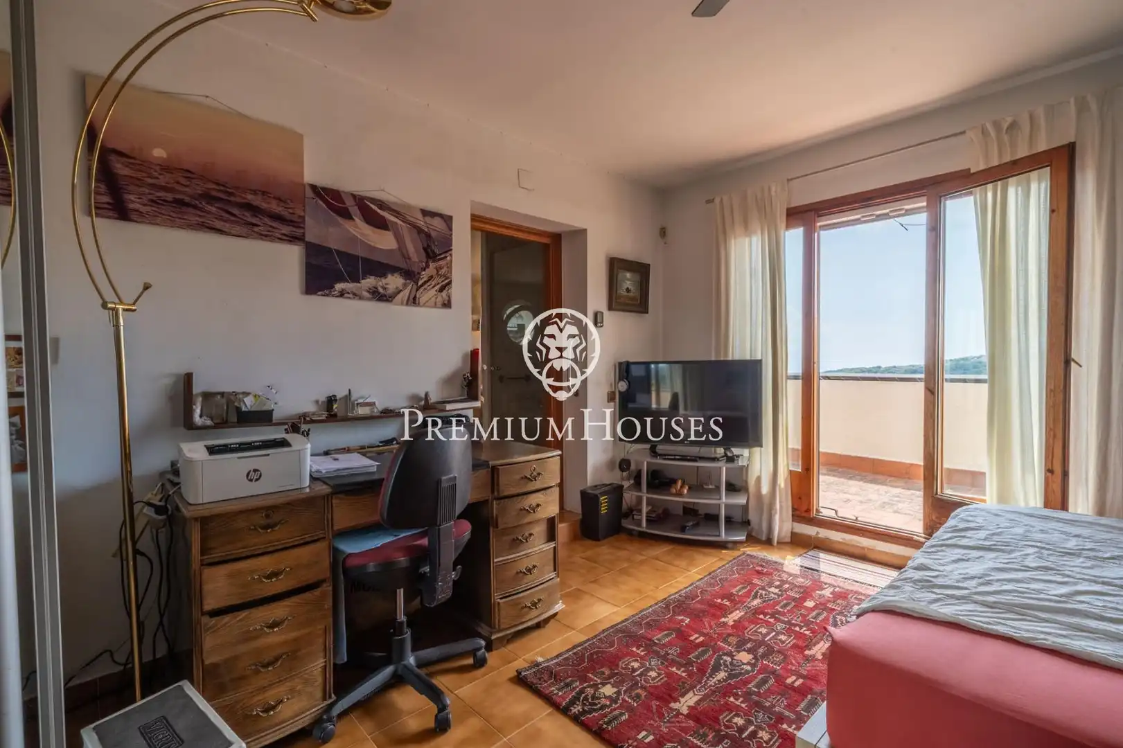 Sala d'estar de Casa o xalet en venda en Arenys de Munt amb Calefacció, Jardí privat i Terrassa