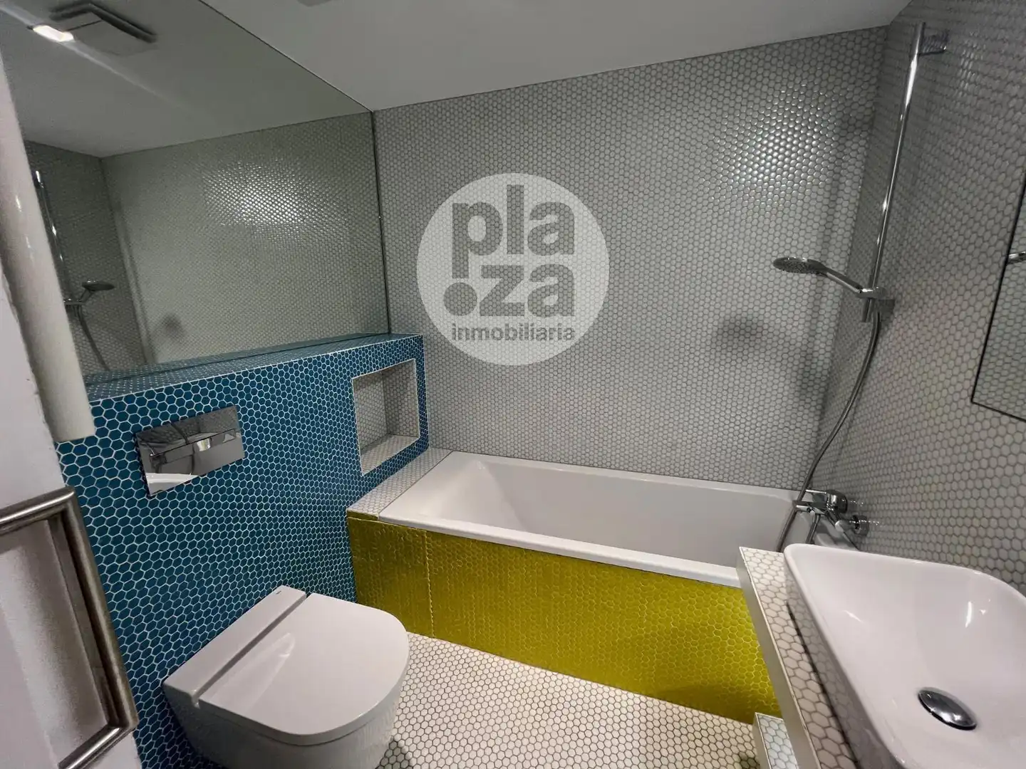 Bathroom of Flat for sale in Burgos  with Heating