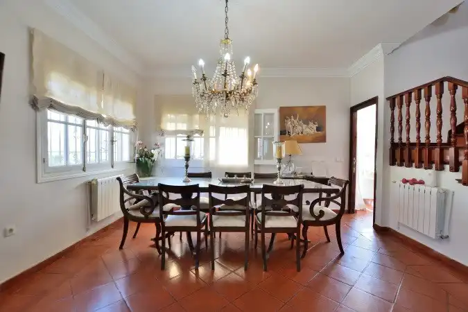 Comedor de Casa o chalet en venta en Ronda con Aire acondicionado, Calefacción y Jardín privado