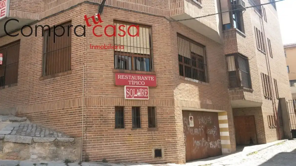 Business premises for sale in Calle santa engracia 3, imagen 2
