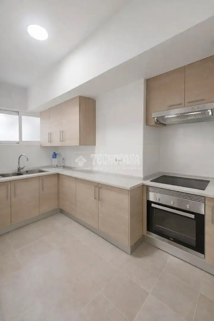Cocina de Piso en venta en Madrid