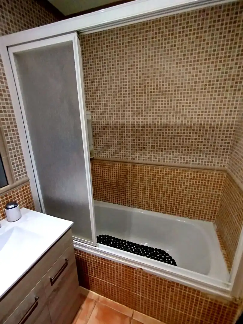 Bathroom of Detached homes for sale in La Nucia  with Air Conditioner, Heating and Private garden