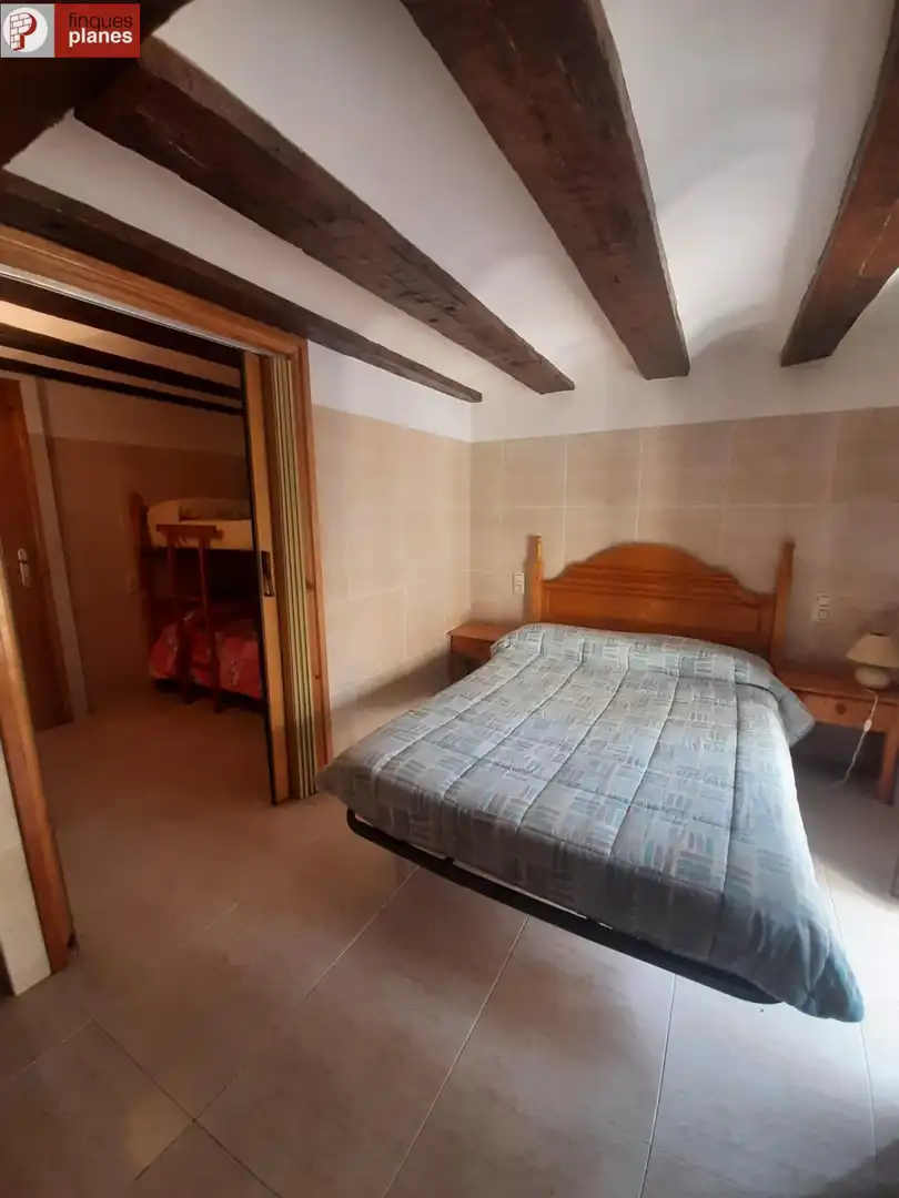 Dormitori de Casa adosada en venda en Organyà amb Calefacció i Balcó