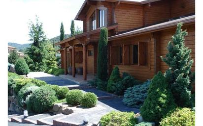 Vista exterior de Casa o xalet en venda en Vallromanes amb Aire condicionat, Calefacció i Jardí privat