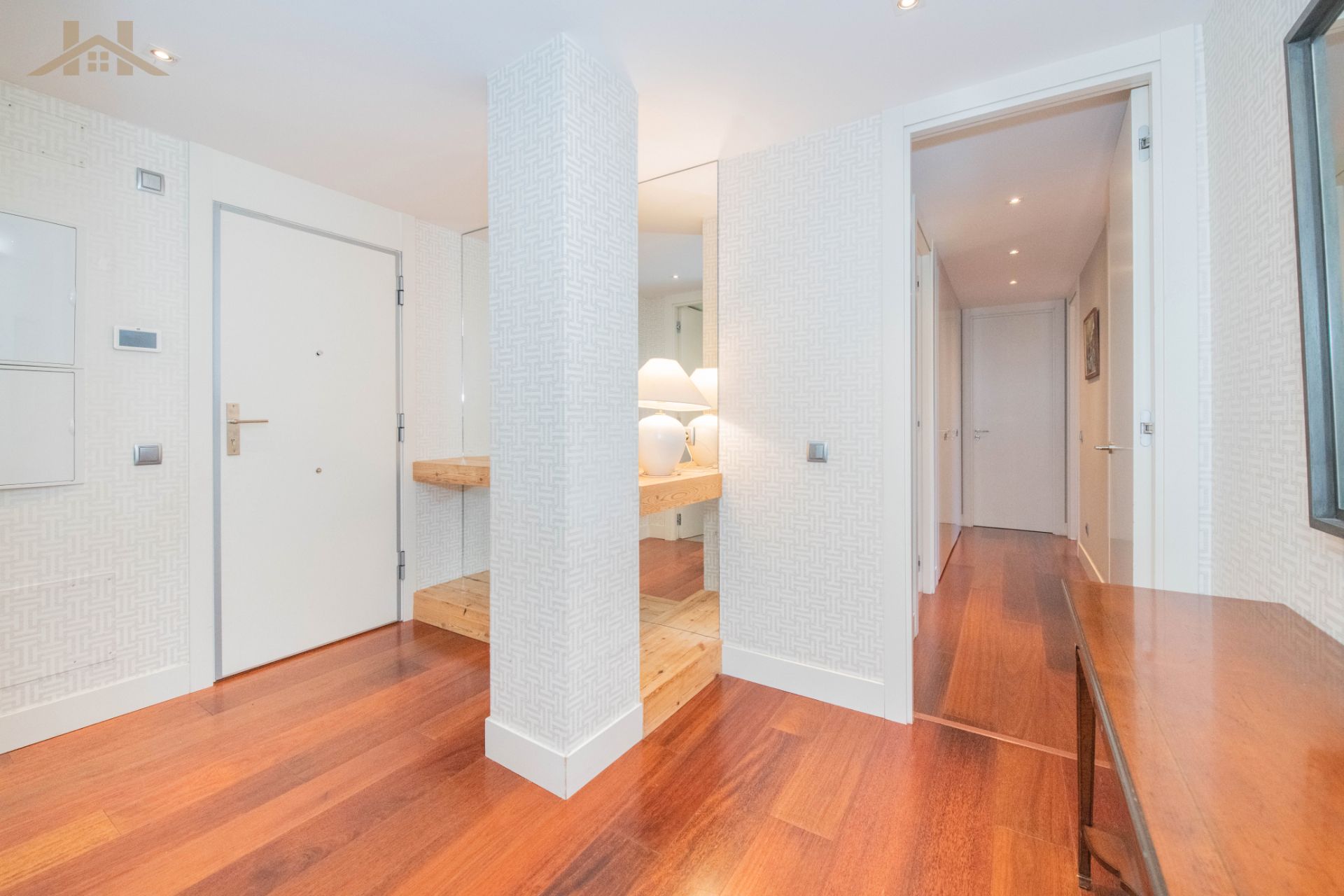 Planta baja for sale in  Madrid Capital  with Air Conditioner, Heating and Private garden