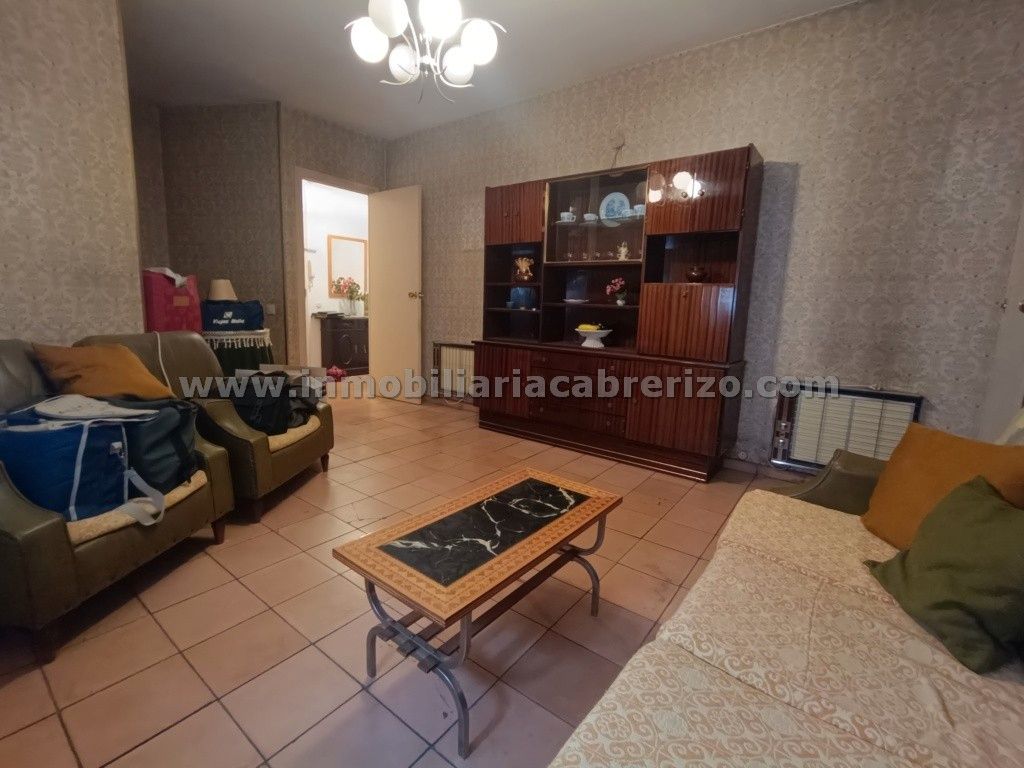 Living room of Flat for sale in  Logroño  with Heating, Terrace and Furnished