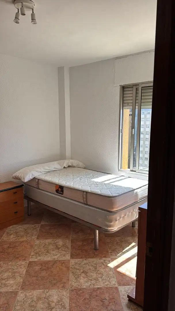 Habitación de Piso en venta en Málaga
