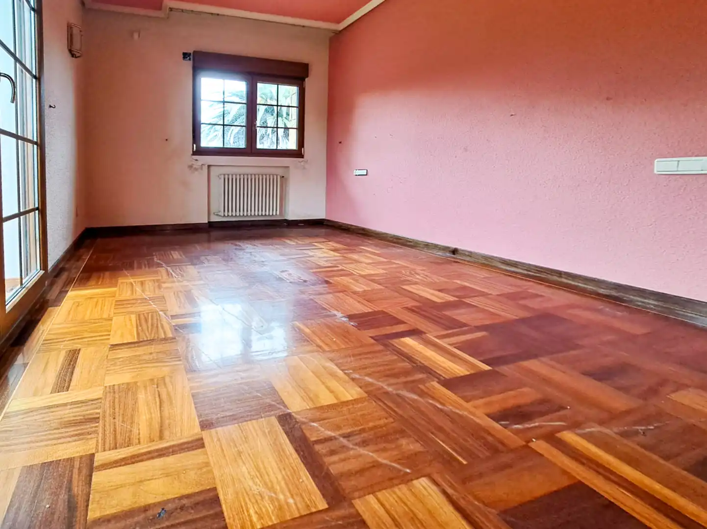 Living room of Houses for sale in Castrillón  with Heating, Private garden and Parquet flooring