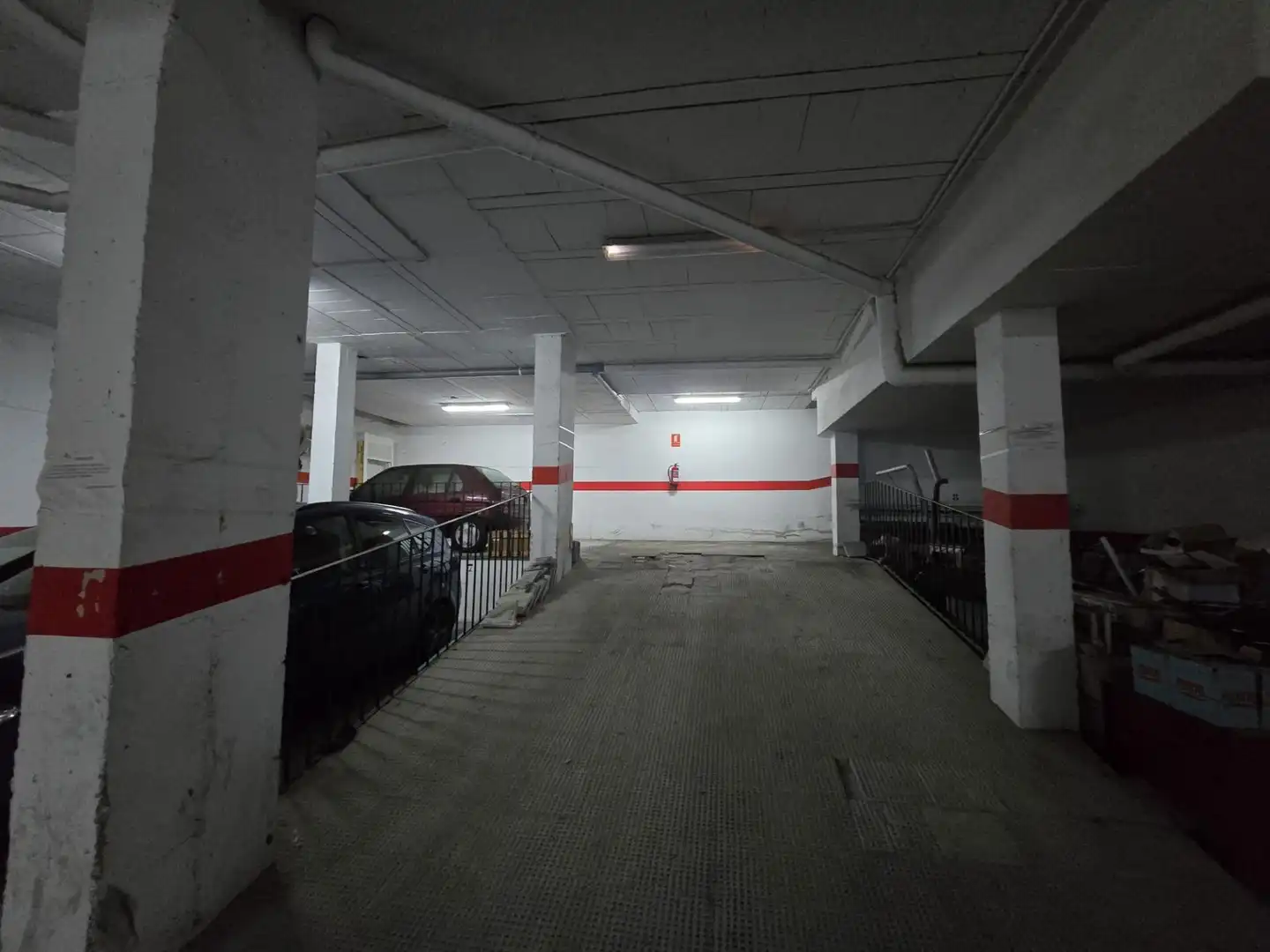 Einzelparkplatz zur Miete in Núcleo urbano, imagen 2
