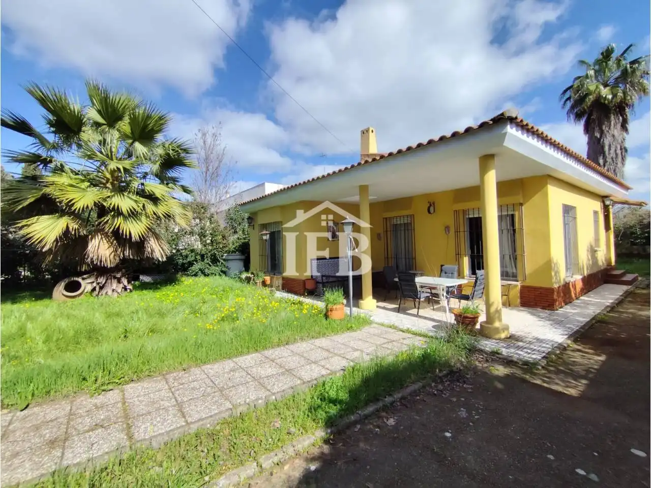 Jardín de Casa o chalet en venta en Badajoz con Aire acondicionado, Calefacción y Jardín privado