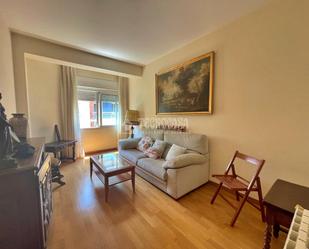 Living room of Flat for sale in  Barcelona Capital  with Heating