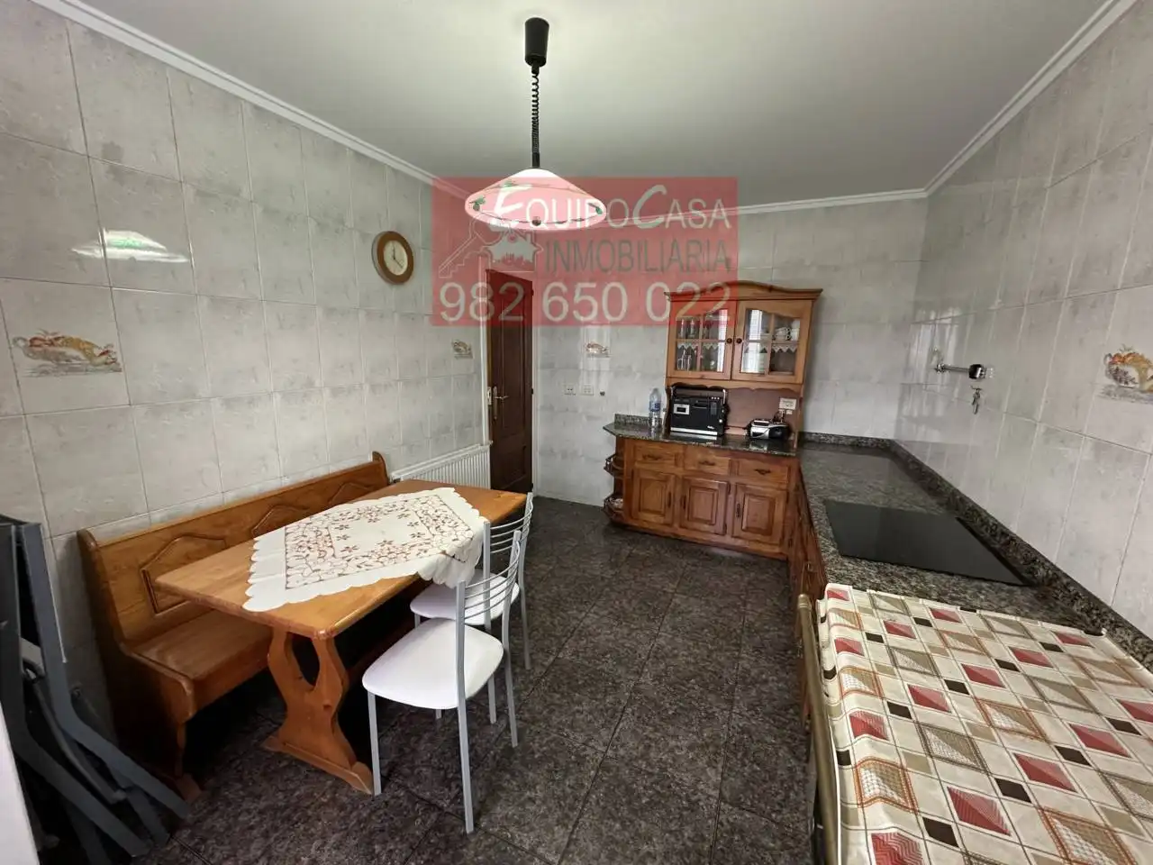 Cocina de Casa o chalet en venta en Lugo con Calefacción, Jardín privado y Parquet