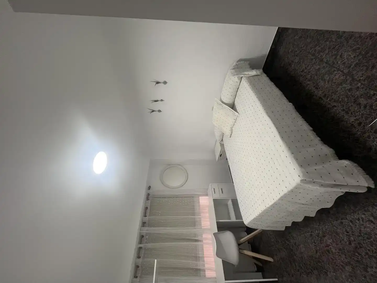 Habitación de Piso de alquiler en Elche / Elx con Amueblado y Balcón