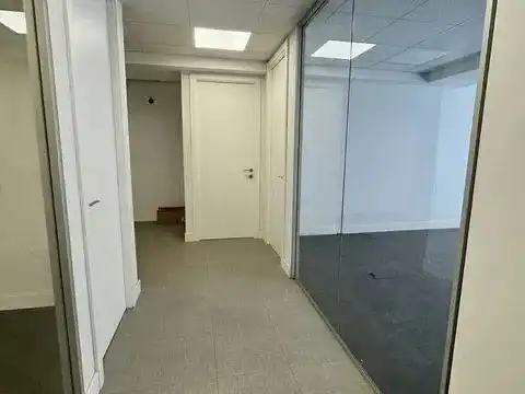 Büro zur Miete in Zaragoza mit Klimaanlage und Heizung