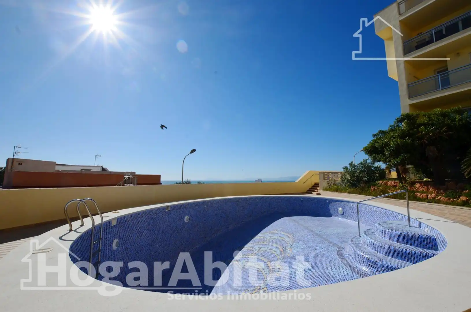 Swimming pool of Flat for sale in Cullera  with Air Conditioner, Terrace and Balcony